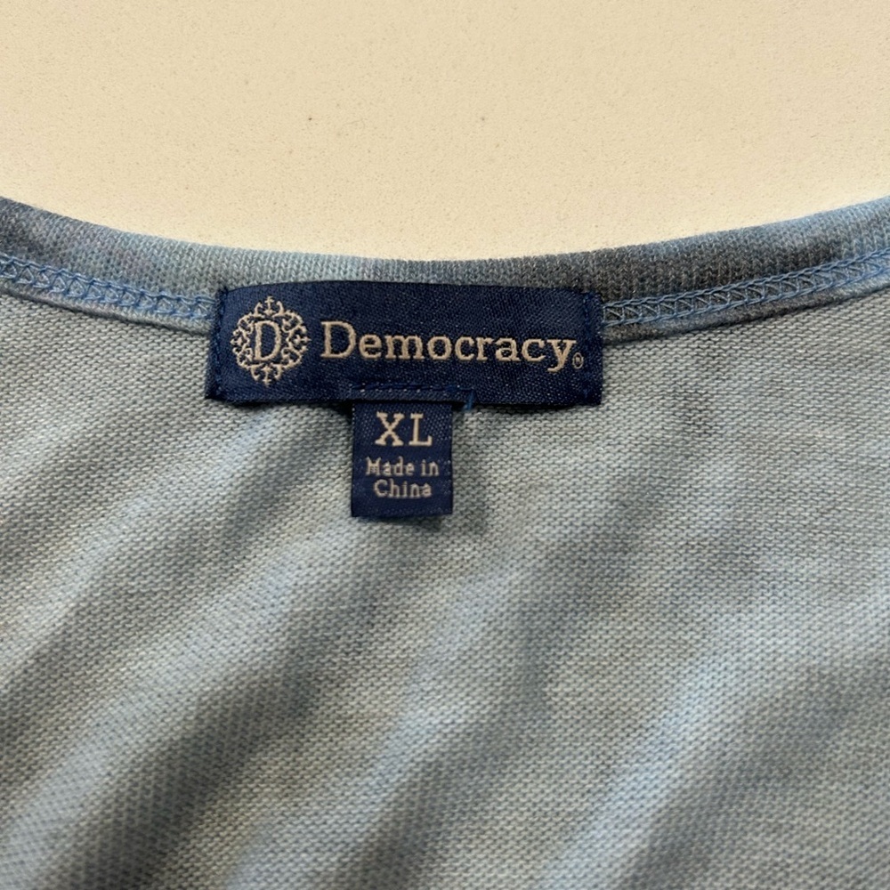 Democracy Blue and Gray Tie-Dye 3/4 Sleeve Top - Picture 7 of 10